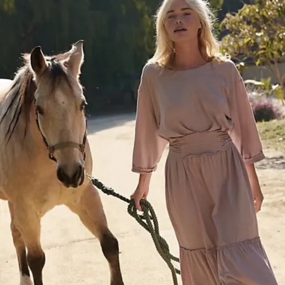 Free People Beach Garcia Midi Dress NWOT Medium - Picture 2 of 4